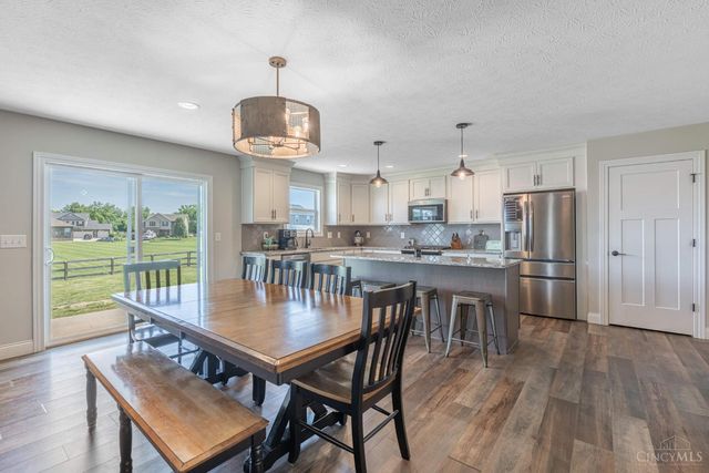 100 Union Crossing Drive, Carlisle, OH 45005