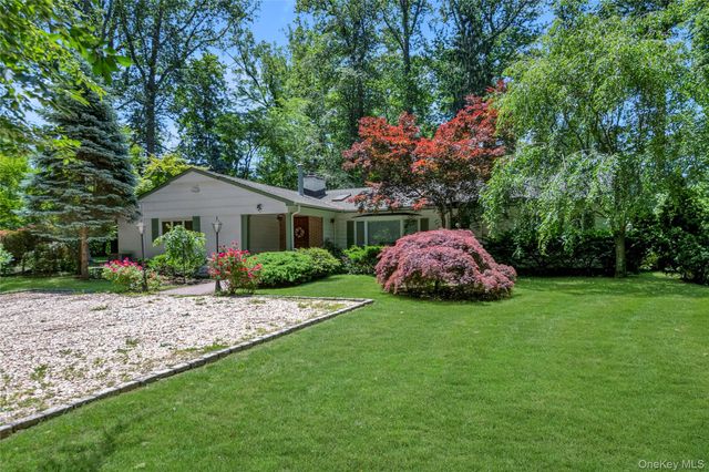 5 Eden Roc Drive, Locust Valley, NY 11560