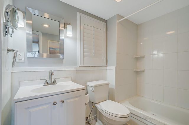 1 Harbourside Drive 1703, Delray Beach, FL 33483