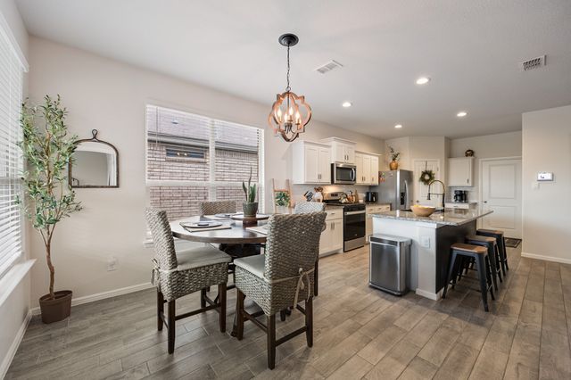 8569 Big Apple Dr, Fort Worth, TX 76179