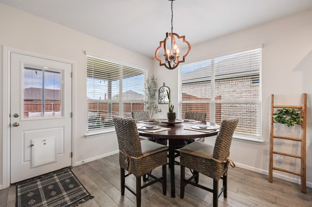 8569 Big Apple Dr, Fort Worth, TX 76179