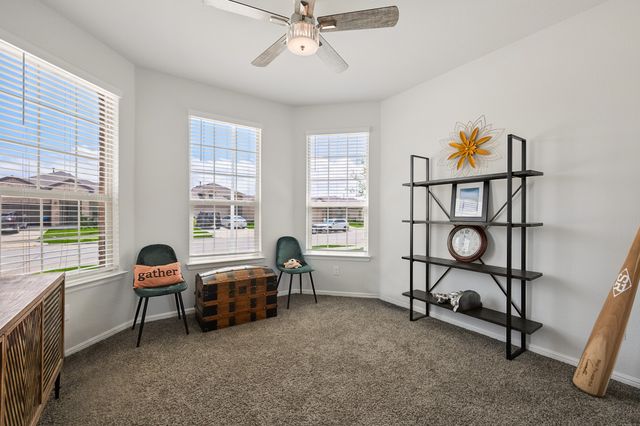 8569 Big Apple Dr, Fort Worth, TX 76179