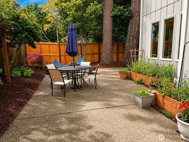 6031 Gresham Lane SE, Lacey, WA 98513