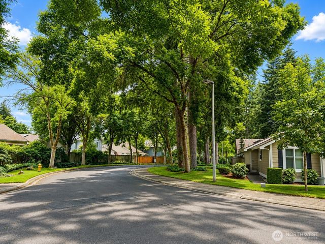 6031 Gresham Lane SE, Lacey, WA 98513