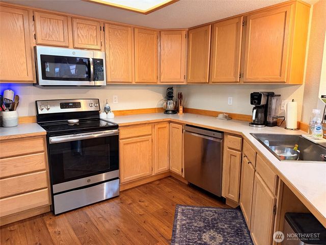 6031 Gresham Lane SE, Lacey, WA 98513
