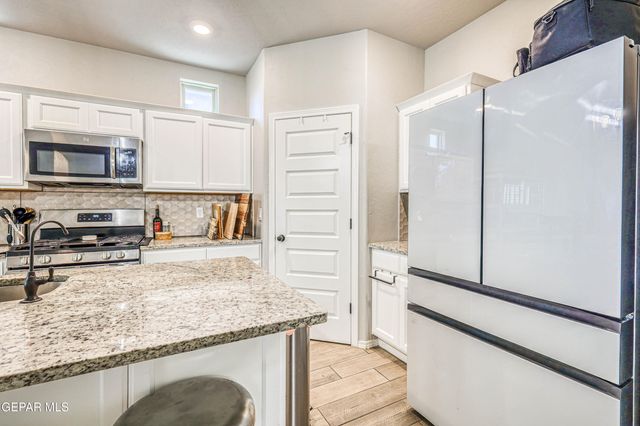 232 Ulshaw Street, El Paso, TX 79928