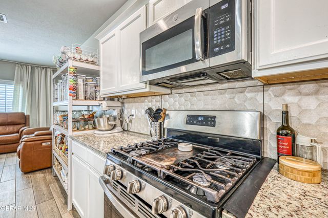 232 Ulshaw Street, El Paso, TX 79928