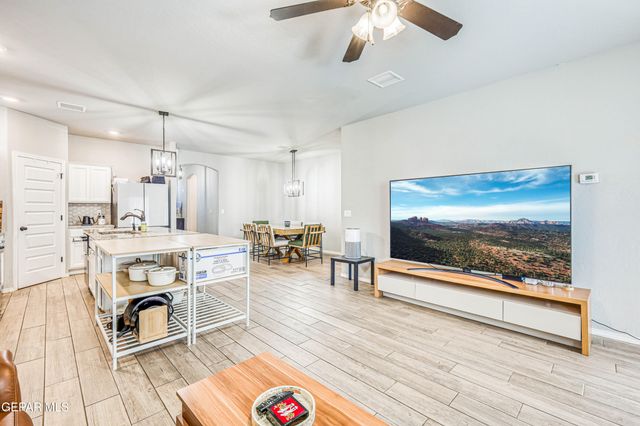 232 Ulshaw Street, El Paso, TX 79928