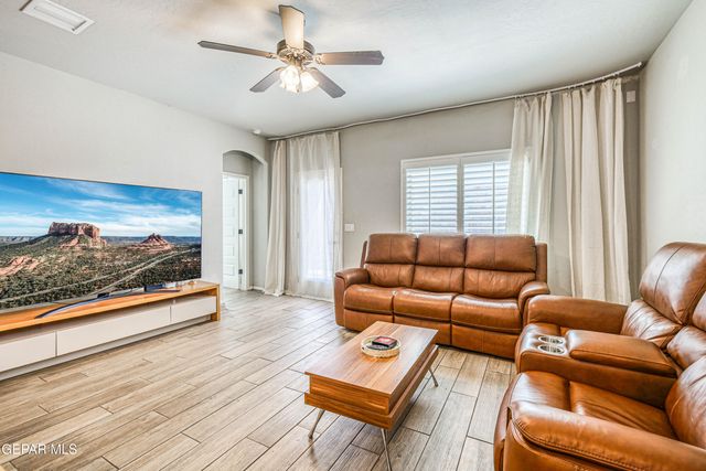 232 Ulshaw Street, El Paso, TX 79928