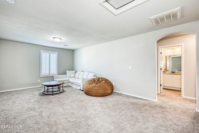 232 Ulshaw Street, El Paso, TX 79928