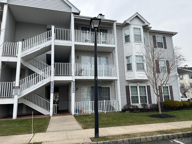 498 Witney Court, North Brunswick, NJ 08902