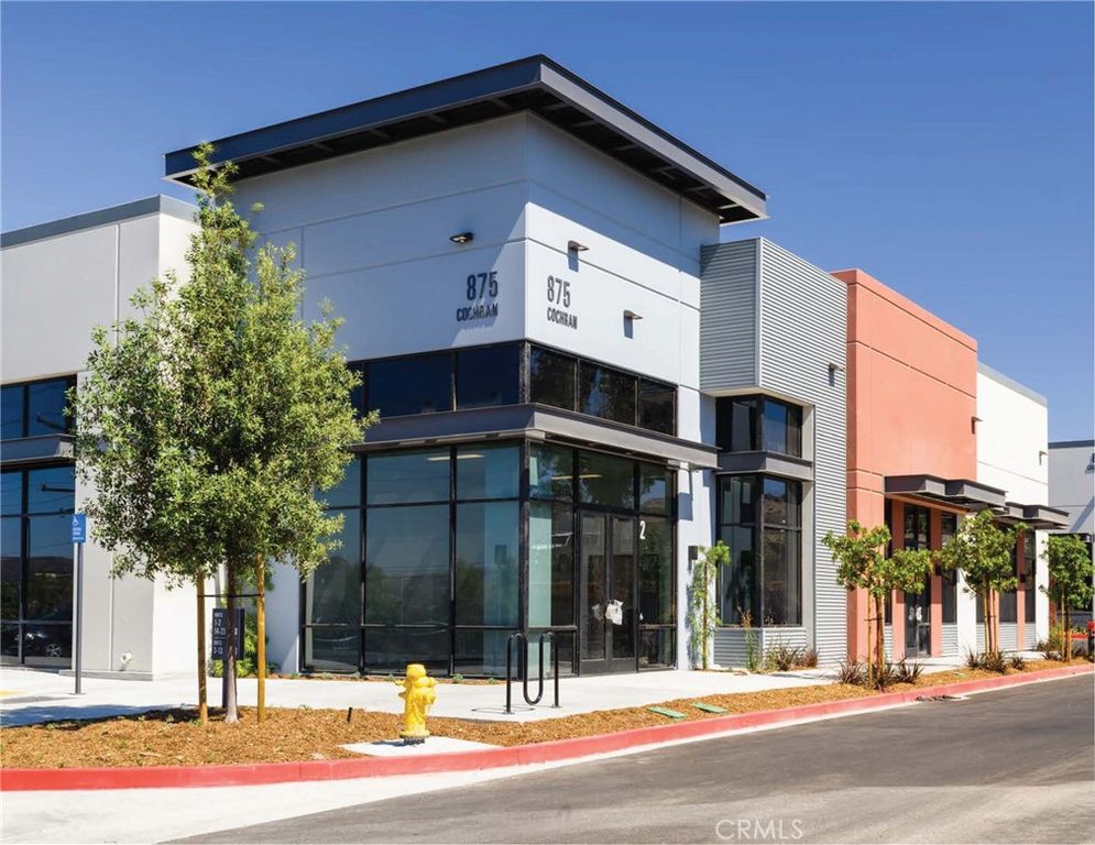875 E Cochran 10, Simi Valley, CA 93065 — exterior
