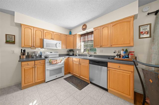 2004 NE 52ND STREET, Ocala, FL 34479