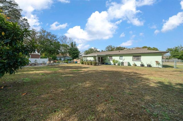 2004 NE 52ND STREET, Ocala, FL 34479