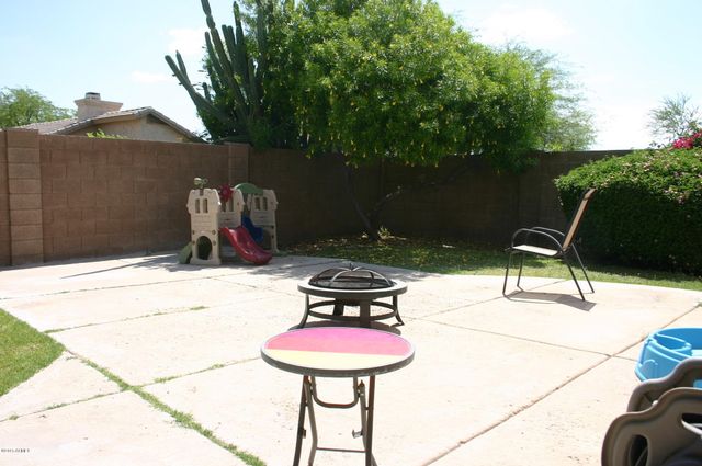 4827 E MOSSMAN Road, Phoenix, AZ 85054