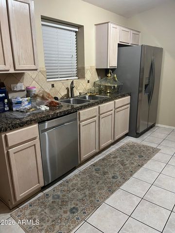4827 E MOSSMAN Road, Phoenix, AZ 85054