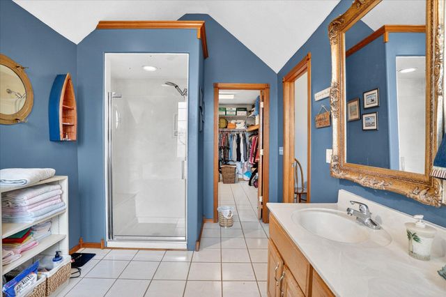 1923 W Ranch Road, Nixa, MO 65714