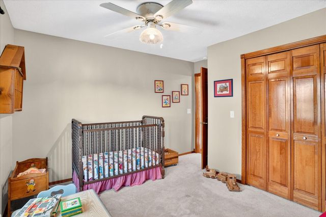 1923 W Ranch Road, Nixa, MO 65714