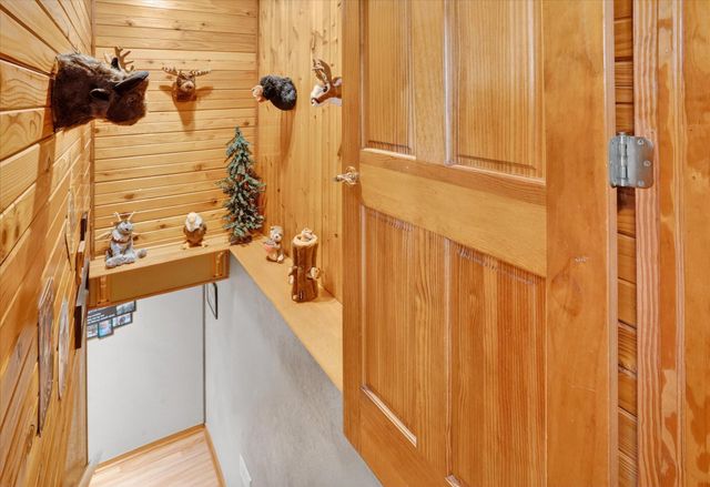 1923 W Ranch Road, Nixa, MO 65714