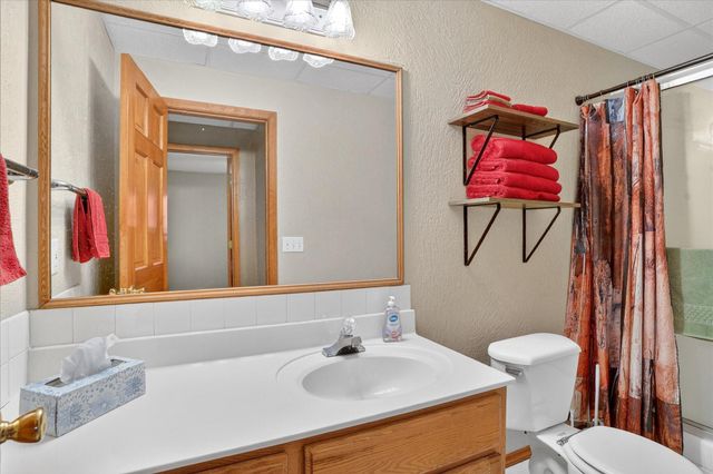 1923 W Ranch Road, Nixa, MO 65714