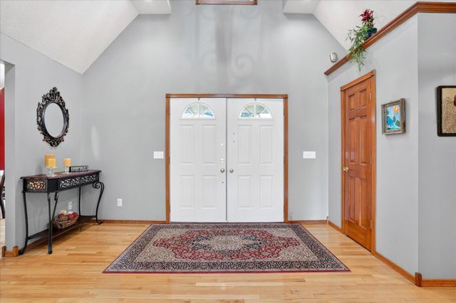 1923 W Ranch Road, Nixa, MO 65714