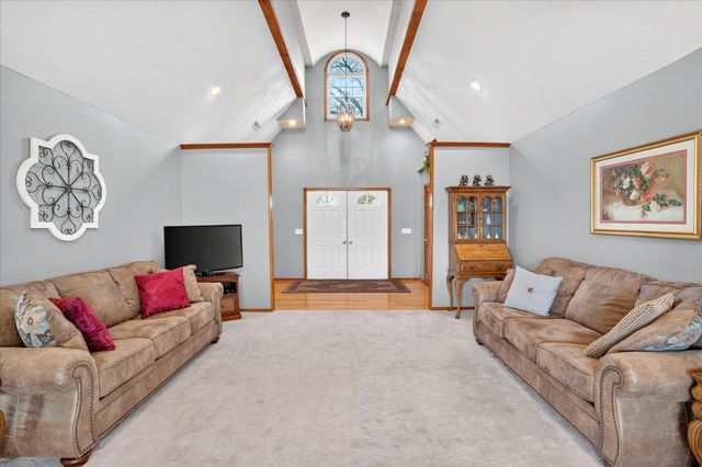 1923 W Ranch Road, Nixa, MO 65714