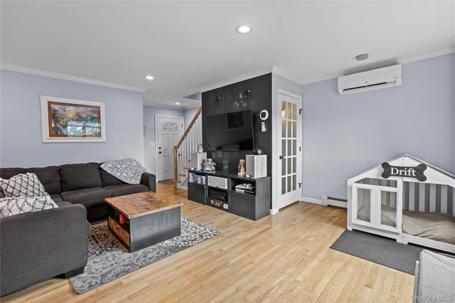 36 Grandview Drive, Mahopac, NY 10541