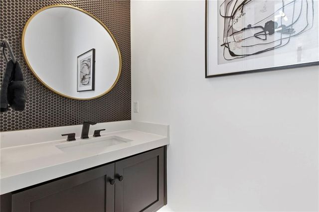 16908 Rosehill Street, Overland Park, KS 66221