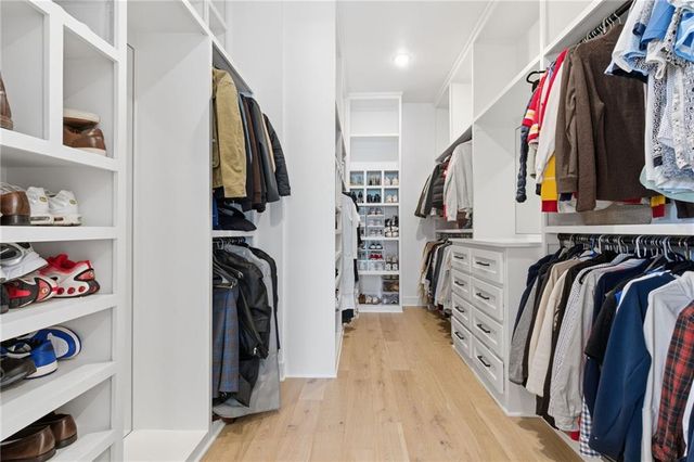 16908 Rosehill Street, Overland Park, KS 66221