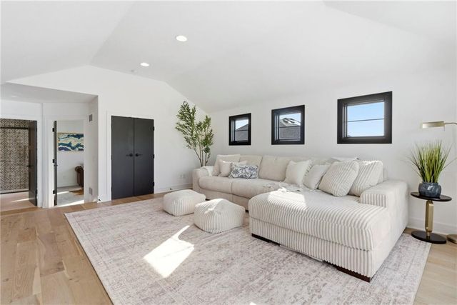 16908 Rosehill Street, Overland Park, KS 66221