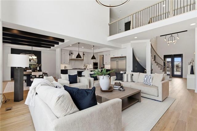 16908 Rosehill Street, Overland Park, KS 66221