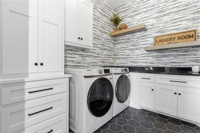 16908 Rosehill Street, Overland Park, KS 66221