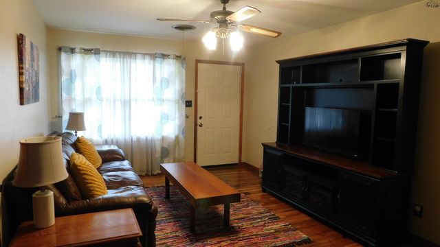 201 MESQUITE STREET, Burkburnett, TX 76354