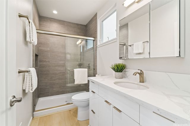 1729 Keeaumoku Street B, Honolulu, HI 96822