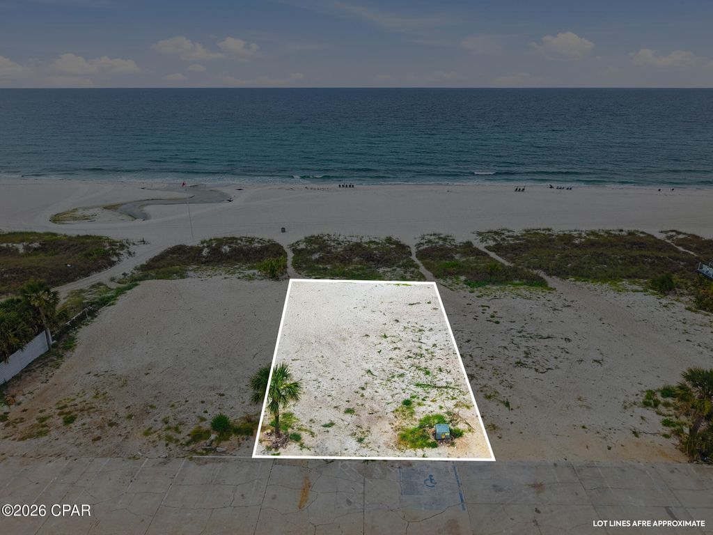 Image 9 of property listing at 19979 Front Beach Road, Panama City Beach, FL 32413