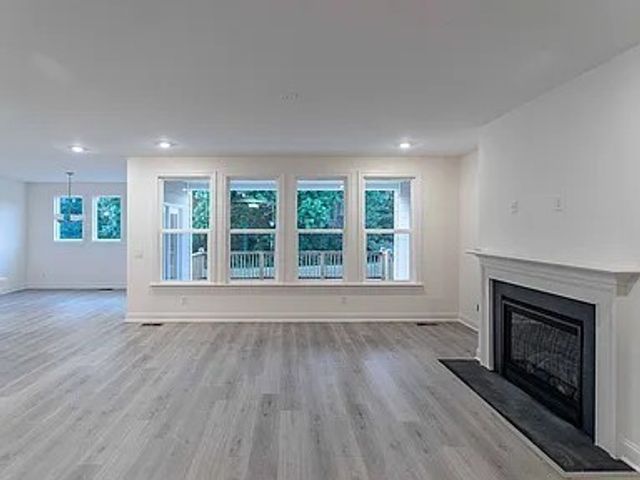 833 Odell Drive, White House, TN 37188
