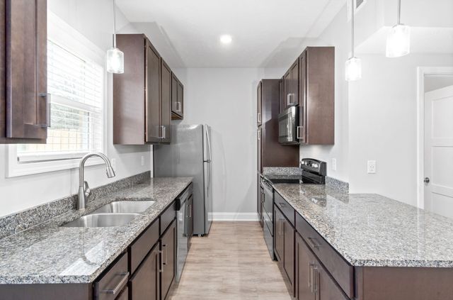 1625 Golf Club Ln Unit 205, Clarksville, TN 37043