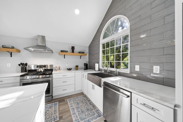 3798 McCandless Rd, Columbia, TN 38401