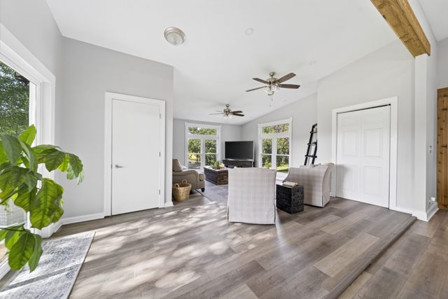 3798 McCandless Rd, Columbia, TN 38401