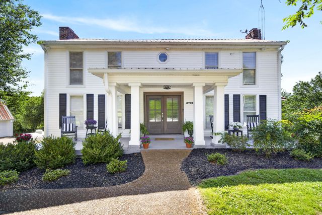 3798 McCandless Rd, Columbia, TN 38401