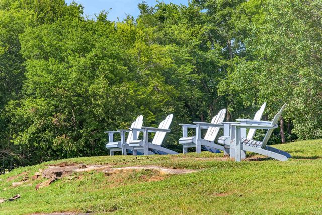 3798 McCandless Rd, Columbia, TN 38401