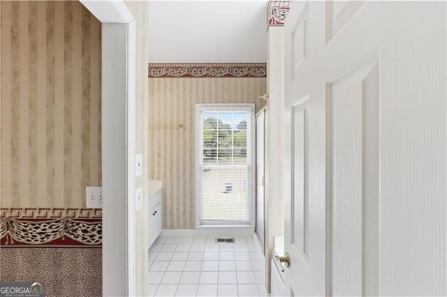 2255 Pinehaven Court SW, Grayson, GA 30017