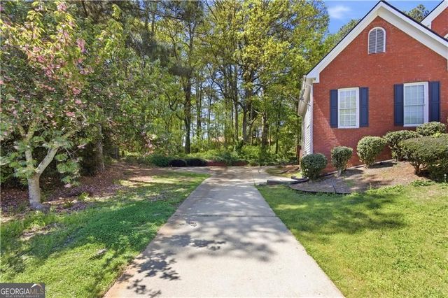2255 Pinehaven Court SW, Grayson, GA 30017