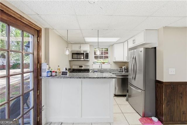 2255 Pinehaven Court SW, Grayson, GA 30017