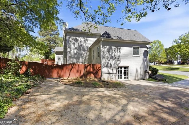 2255 Pinehaven Court SW, Grayson, GA 30017