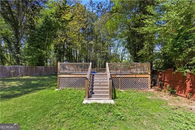 2255 Pinehaven Court SW, Grayson, GA 30017