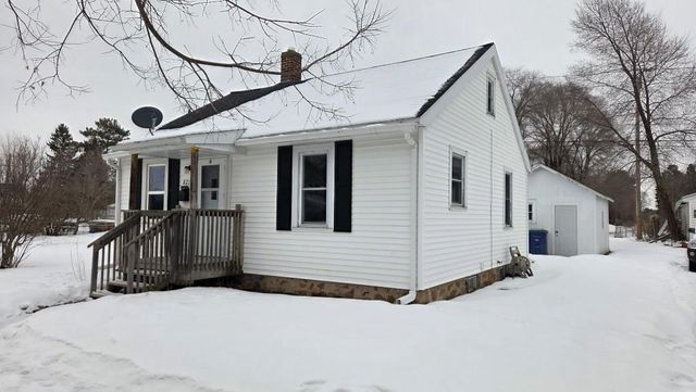 821 S 9TH AVENUE, Wausau, WI 54401