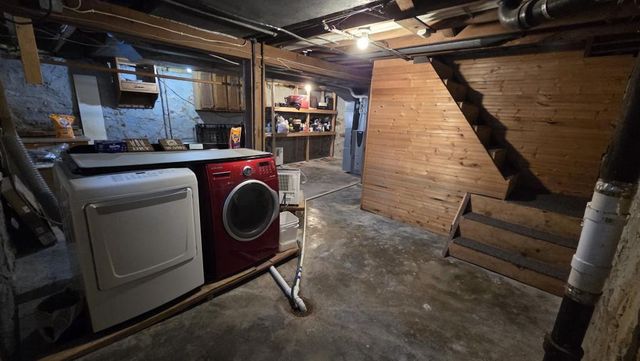 821 S 9TH AVENUE, Wausau, WI 54401