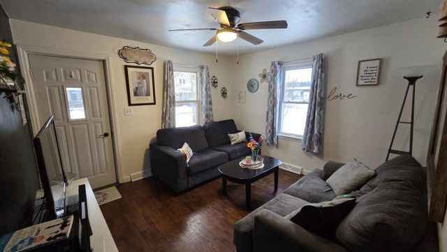 821 S 9TH AVENUE, Wausau, WI 54401