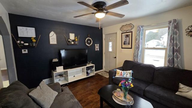 821 S 9TH AVENUE, Wausau, WI 54401